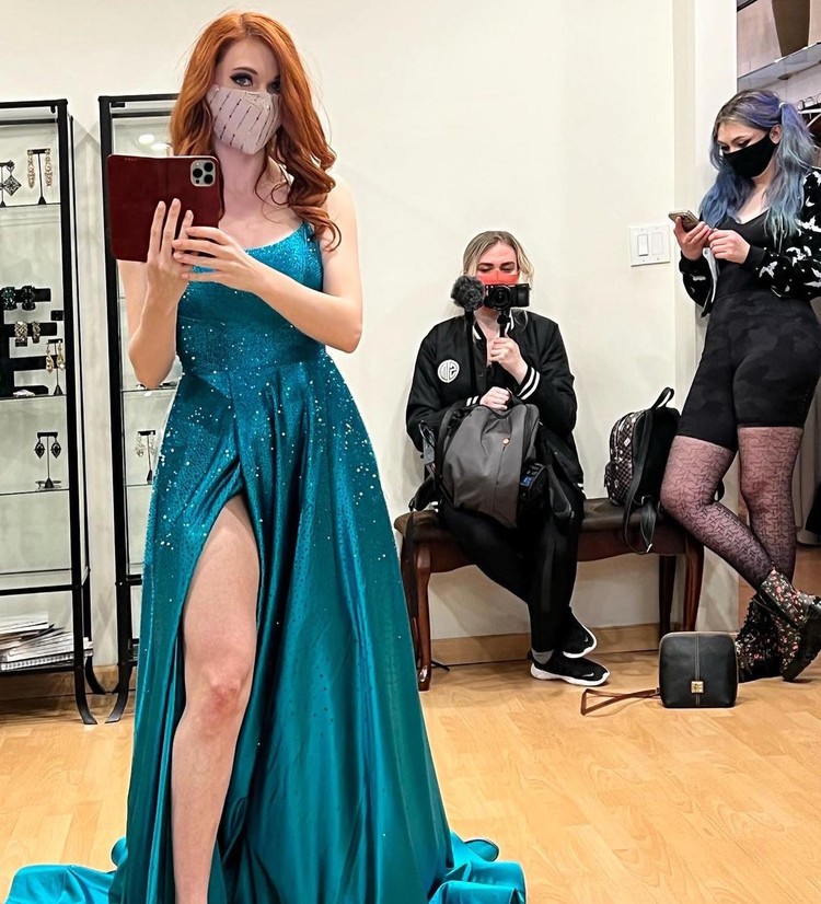 Bintang OnlyFans Amouranth Potret Streamer Twitch Populer yang Merangkap Jadi Bintang OnlyFans