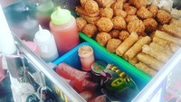 Ci Cong Fan keliling juga ada di kawasan BSD. Namanya adalah Nur Congfan yang menawarkan ci cong fan halal. Rasanya gurih dan teksturnya kenyal. Foto: Instagram @ci_congfan_bsd.