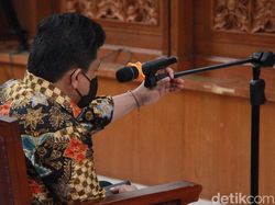 Ferdy Sambo Tak Pakai Rompi Tahanan di Sidang Jadi Sorotan