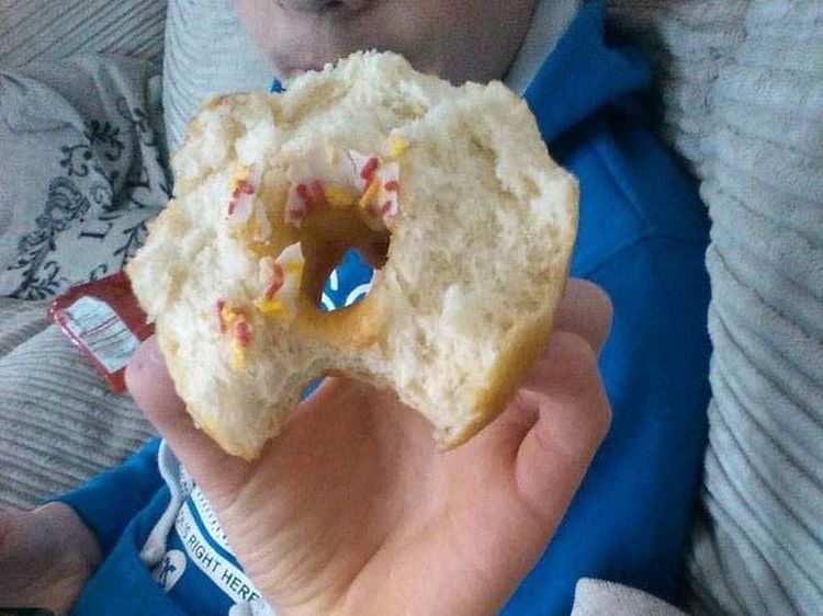 Duh! 10 Cara Makan yang Aneh dan Rumit Ini Bikin Ribet