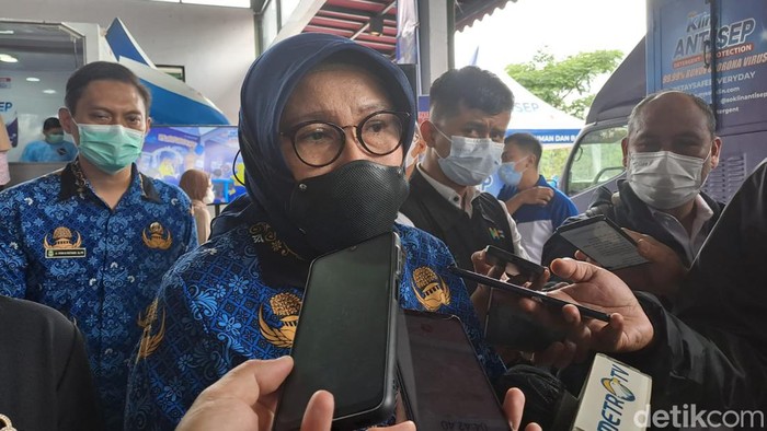 Kadinkes Jabar Nina Susana Dewi
