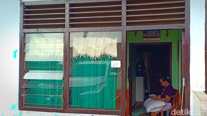 Keluarga Brigadir J saksikan jalannya persidangan Ferdy Sambo. Keluarga Brigadir J saksikan jalannya persidangan Ferdy Sambo.
