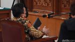 Ketika Ferdy Sambo Membuka Buku Hitam yang Selalu Dibawanya