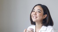 Gisel membuat ibunda Wijin menangis karena putus dengan anaknya. Foto: Grandyos Zafna