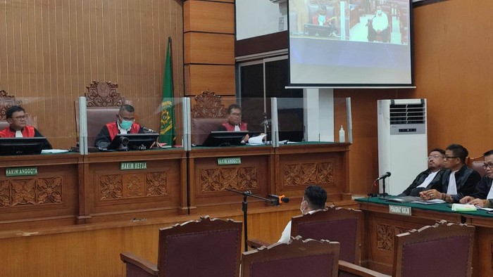 Kuat Maruf jalani persidangan kasus pembunuhan Yosua di PN Jaksel. (Wilda/detikcom)