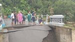 Potret Banjir di Jembrana: Jembatan Putus, Gilimanuk-Denpasar Lumpuh
