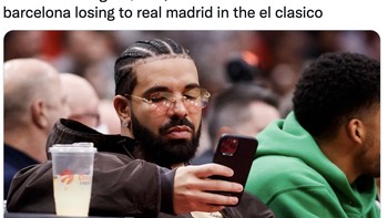 Drake sedih melihat uang USD 800 ribu melayang dari rekeningnya. Foto: Twitter