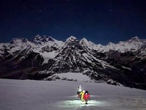 Korban Longsoran Salju di Himalaya Diperkirakan Tambah Jadi 7 Pendaki