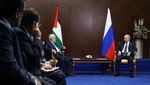 Momen Hangat Pertemuan Putin dan Presiden Palestina