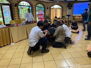 Saat Jurnalis di Sukabumi Dapat Pelatihan Kedaruratan Bencana