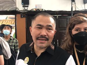 Tiba di Bareskrim, Kamaruddin Klaim Bawa Bukti Video Mesum Dirut Taspen
