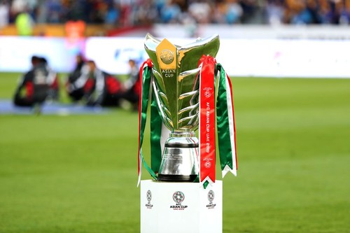 The AFC Asian Cup trophy is pictured during the 2019 AFC Asian Cup final football match between Japan and Qatar at the Zayed Sports City Stadium in Abu Dhabi on February 1, 2019. (Photo by Karim Sahib / AFP)        (Photo credit should read KARIM SAHIB/AFP via Getty Images)