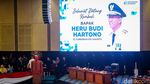Pj Gubernur DKI Heru-Ketua DPRD Kompak Berjas Biru di Paripurna