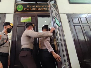Sidang Perdana Ferdy Sambo Hari Ini, PN Jaksel Dijaga Ketat Polisi