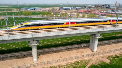 Potret Kereta Cepat Jakarta-Bandung Saat Diuji Coba di China