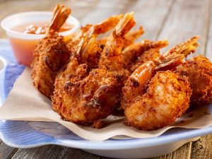 Resep Udang Goreng Kelapa ala Restoran yang Renyah Garing
