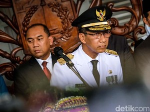 Heru Budi Resmi Naikkan UMP DKI 2023 Jadi Rp 4,9 Juta