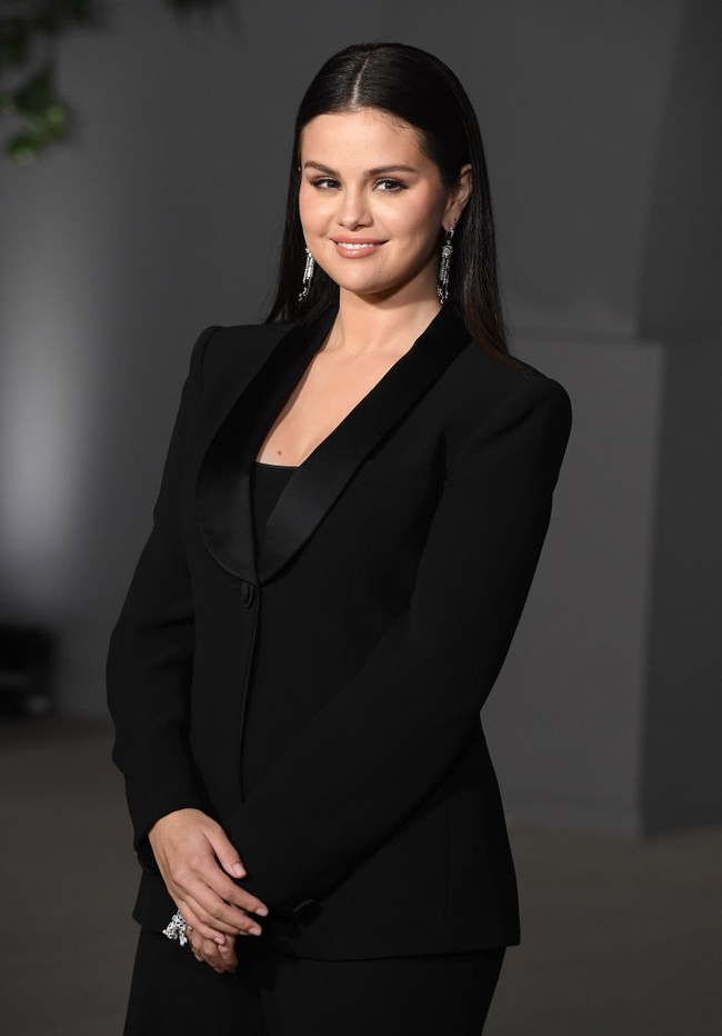 Kebersamaan Hailey dan Selena memecahkan rumor bahwa keduanya tidak akur. Seperti diketahui, Selena Gomez sempat lama berpacaran dengan Justin Bieber dan hubungan mereka putus-nyambung. Sementara Hailey Bieber kini berstatus sebagai istrinya. Foto: Getty Images