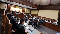 Sidang lanjutan ini berlangsung di ruang Kusuma Admadja 3.