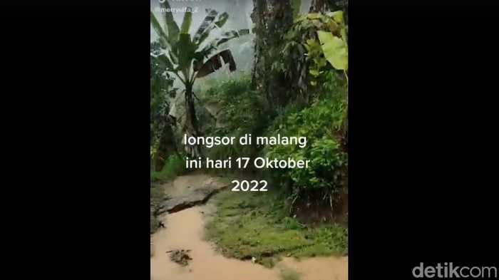 Tangkapan layar video viral longsor di Dampit, Malang