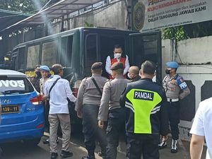 Momen Bripka Ricky-Kuat Maruf Dibawa ke Pengadilan Jakarta Selatan