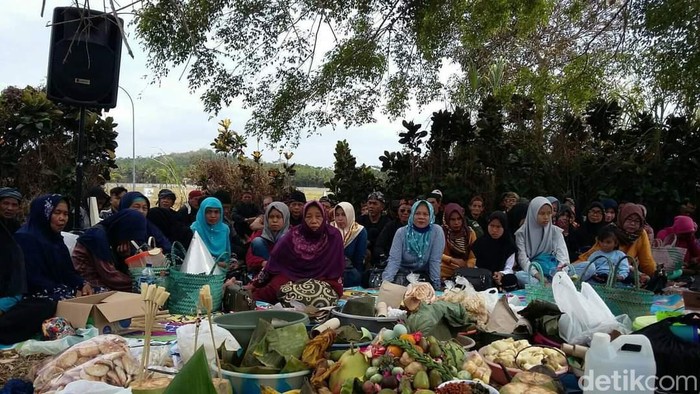 Tradisi Hajat Leweung di Pangandaran