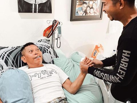 Kondisi Tukul Arwana membaik, begini potret terbarunya.