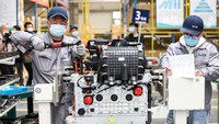 Seperti ini penampakan mesin energi hidrogen yang tengah dirakit di pabrik.