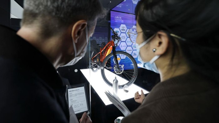 BEIJING, CHINA - OCTOBER 18: A portable hydrogen energy application model is displayed at Daxing International Hydrogen Energy Demonstration Zone on October 18, 2022 in Beijing, China. Beijing Municipality, Tianjin Municipality and Hebei Province are jointly building a “3+N” hydrogen energy industry ecosystem and a demonstration area for high-end hydrogen energy equipment manufacturing and application, in an effort to promote the construction of hydrogen energy demonstration city clusters and make new contributions to China’s ecological construction. (Photo by Lintao Zhang/Getty Images)