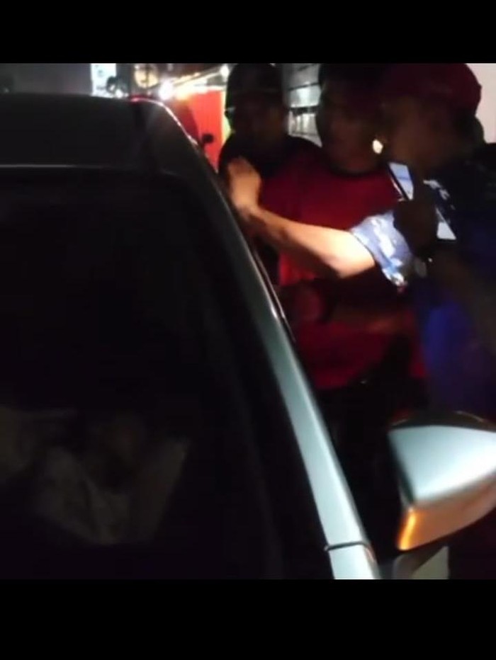 Balita terjebak di dalam mobil di Kabupaten Tangerang (Dok Instagram BPBD Tangerang)