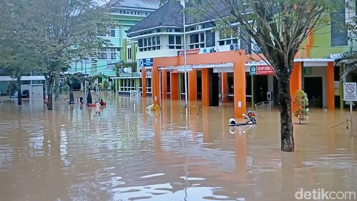 Banjir di RSUD dr Soedomo Trenggalek