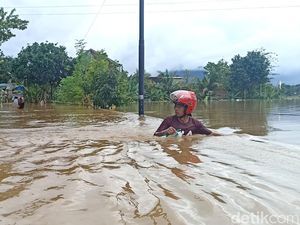 Banjir Trenggalek karena Sungai Tak Mampu Tampung Hujan Intensitas Tinggi