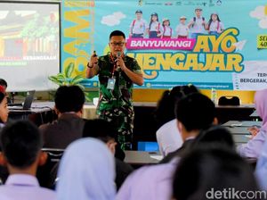 Saat Ketua DPRD dan Dandim Jadi Guru Dadakan di Banyuwangi Ayo Mengajar 2022