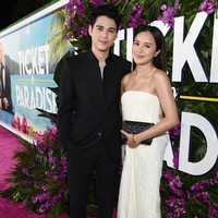 Ticket To Paradise Premier🌺 Very proud of you, bro! @bouttier_maximem, tulis Beby di keterangan foto mereka berdua yang diunggah di Instagram. (Foto: Variety via Getty Images/Gilbert Flores)