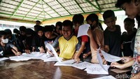 Sebanyak 95 siswa mengikuti pelatihan membatik tersebut.