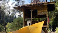 Setiap pos pada gunung ini bisa dijadikan tempat beristirahat atau nge-camp, dan bersantai serta bercengkrama ria bersama teman tercinta. Sambil menikmati kecantikan terbenamnya matahari dan langit biru kemerahan.