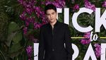 Gagahnya Maxime Bouttier di Red Carpet Ticket to Paradise