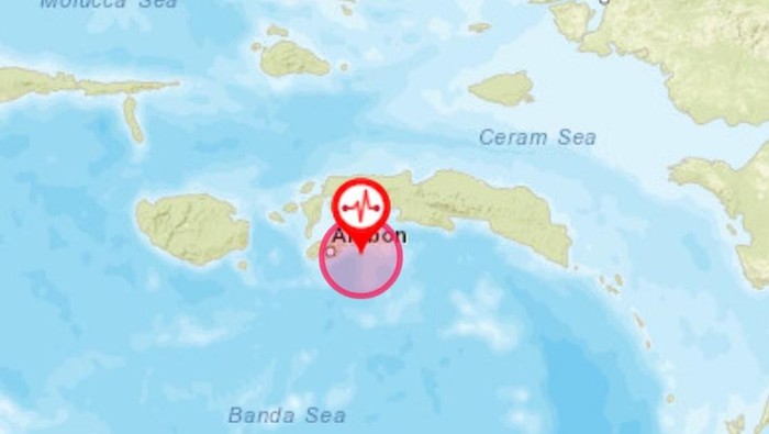 Gempa magnitudo (M) 3,7 mengguncang wilayah Ambon, Maluku. Gempa berpusat di laut.