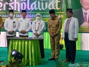 Gubernur Khofifah Minta Siswa SMK Lamongan Hindari Tawuran-Tak Pacaran