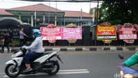 Bharada Richard Eliezer (RE atau E) akan menjalani sidang kasus pembunuhan berencana Brigadir Nopriansyah Yosua Hutabarat.