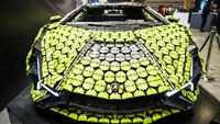 Replika supercar dari Lego ini dipamerkan di Paris Motor Show mulai dari 7 hingga 23 Oktober 2022.  