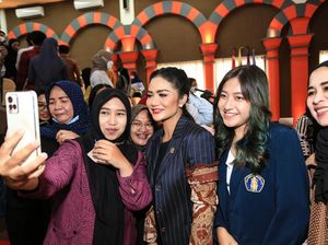 Krisdayanti Ngajar di Universitas Brawijaya: Mahasiswa Sempat Panggil Mimi