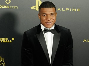 Hadir di Ballon dOr 2022, Kylian Mbappe di-Boo