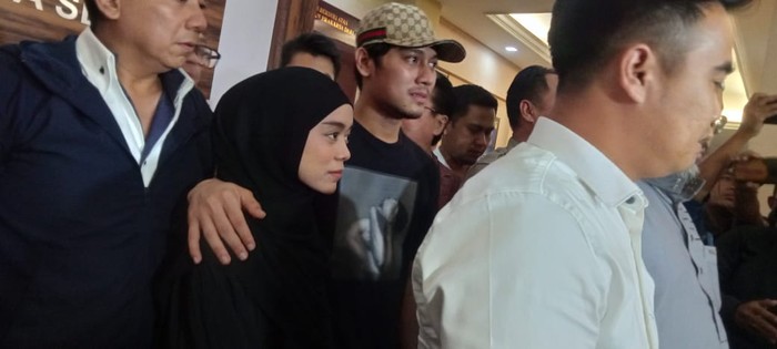 Lesti Kejora dan Rizky Billar Lesti Kejora dan Rizky Billar