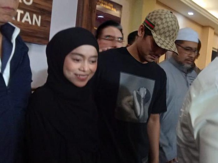 Lesti Kejora dan Rizky Billar