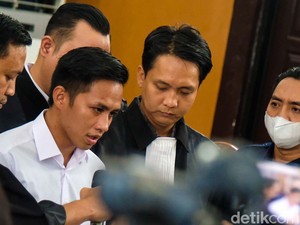 Tangis dan Sesal Bharada E Usai Tembak Brigadir Yosua