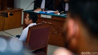 Bharada Eliezer didakwa bersama-sama dengan Ferdy Sambo melakukan pembunuhan berencana kepada Brigadir J.