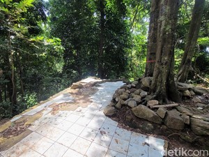 Kisah Makam-makam Keramat Palsu di Sukabumi yang Dihancurkan FPI