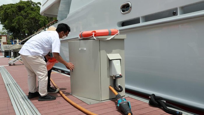 Kapal Bisa ‘Ngecas’ Saat Sandar di 21 Pelabuhan, Ini Daftarnya