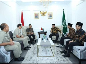 Ini yang Dibahas Pj Gubernur DKI Heru Budi-Gus Yahya di Kantor PBNU